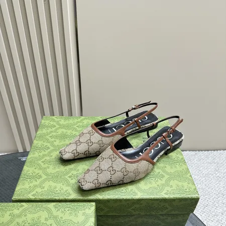 グッチ サンダル