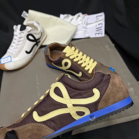 ロエベ カジュアルシューズ