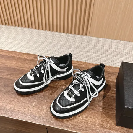シャネル スニーカー