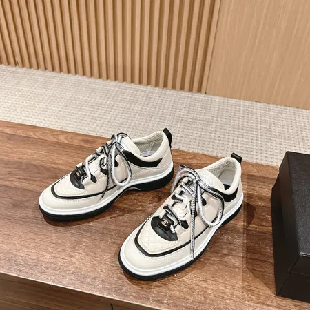 シャネル スニーカー