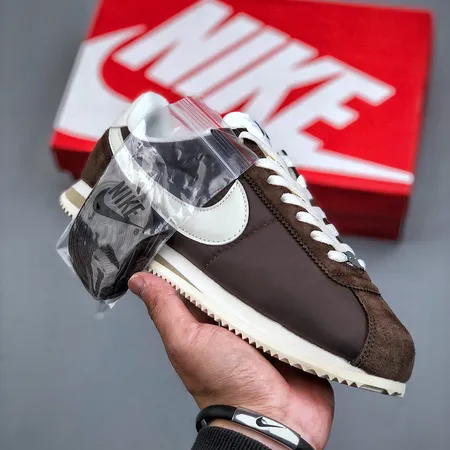 ナイキ スニーカー