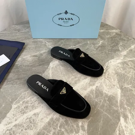 プラダ スリッパ