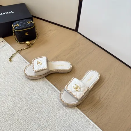 シャネル スリッパ