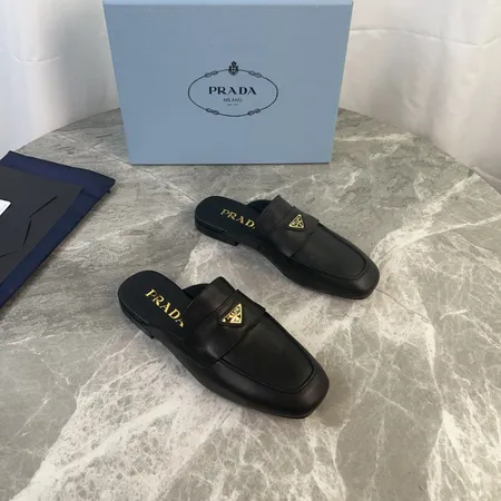 プラダ スリッパ