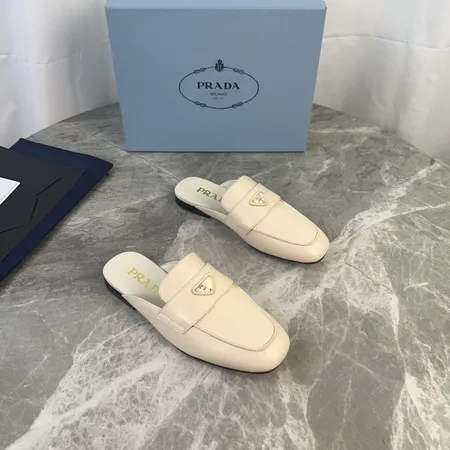 プラダ スリッパ