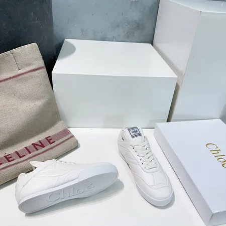 クロエ カジュアルシューズ