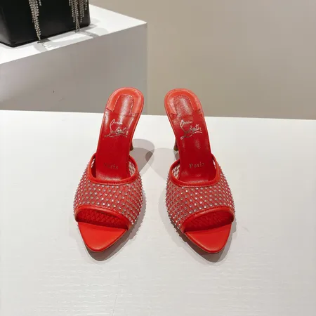 クリスチャン・ルブタン サンダル