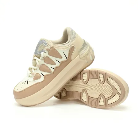 フィラ スニーカー