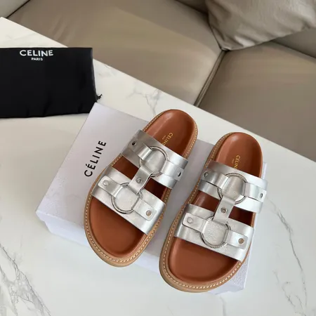 セリーヌ スリッパ