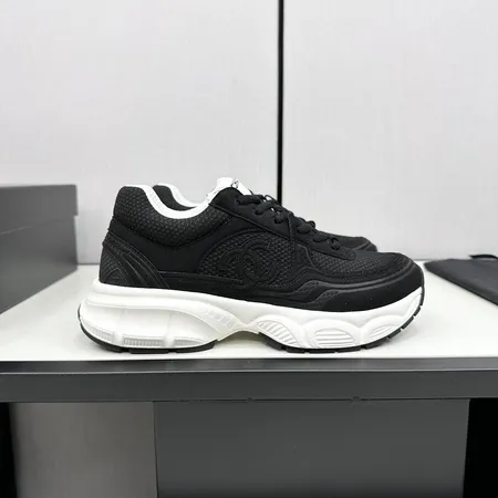 シャネル スニーカー