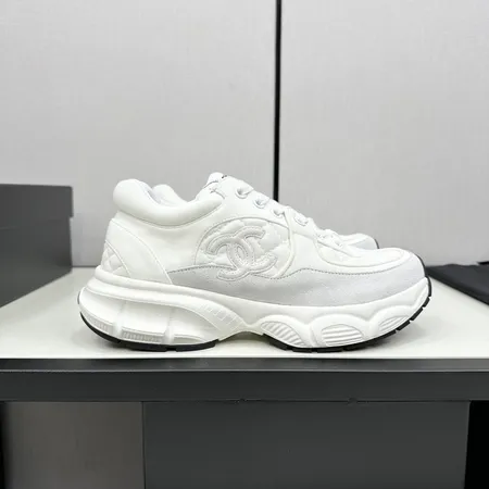 シャネル スニーカー