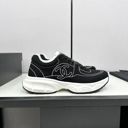 シャネル スニーカー