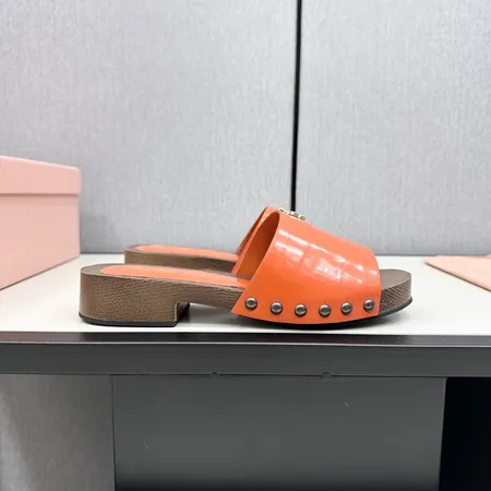 ミュウミュウ スリッパ