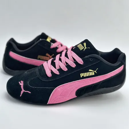 プーマ スニーカー