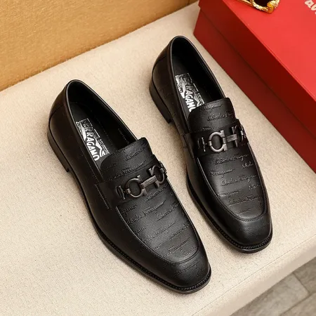 フェラガモ ビジネスシューズ