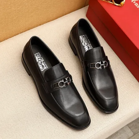 フェラガモ ビジネスシューズ