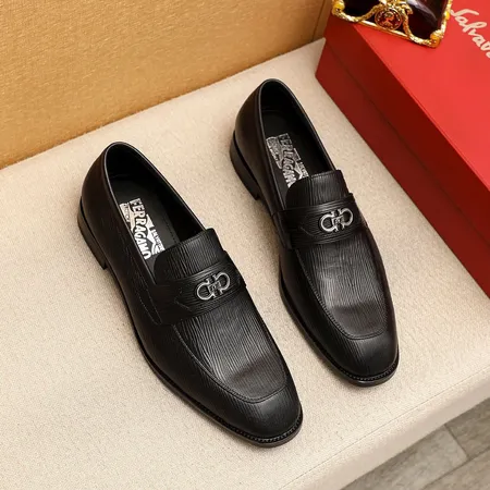 フェラガモ ビジネスシューズ