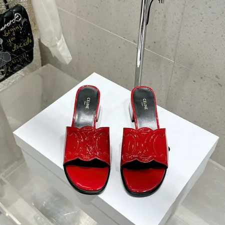 セリーヌ サンダル