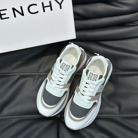 ジバンシィ スニーカー