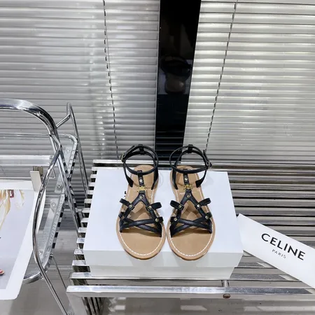 セリーヌ サンダル