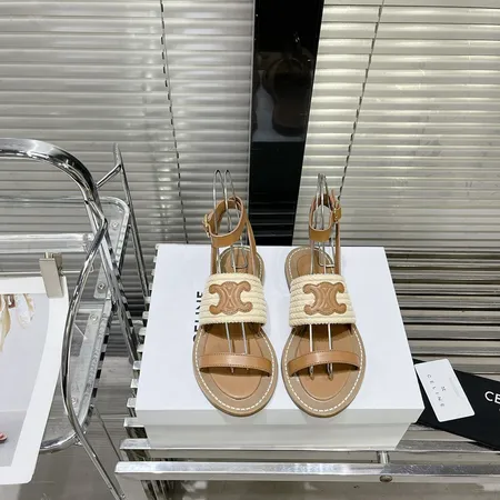 セリーヌ サンダル