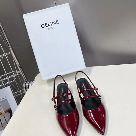 セリーヌ サンダル