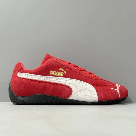 プーマ スニーカー