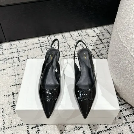 セリーヌ サンダル