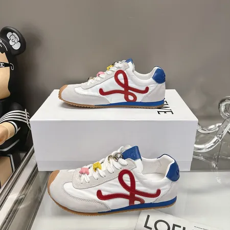 ロエベ スニーカー