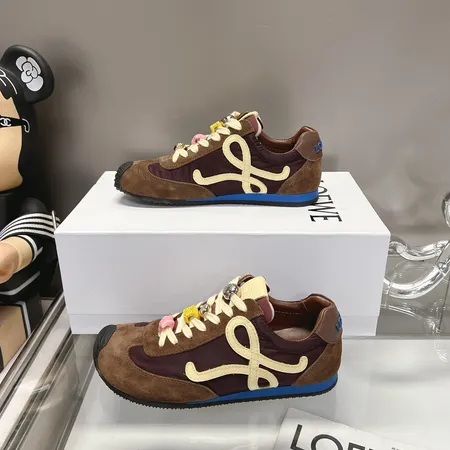 ロエベ スニーカー