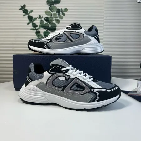 ディオール スニーカー