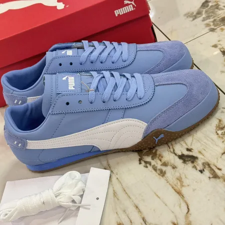 プーマ カジュアルシューズ