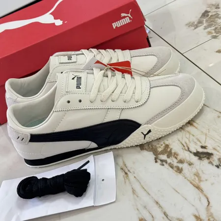 プーマ カジュアルシューズ