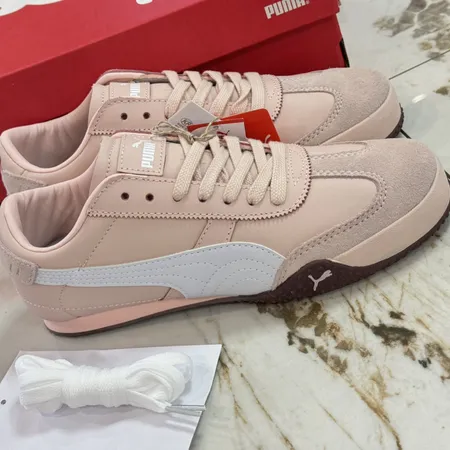 プーマ カジュアルシューズ