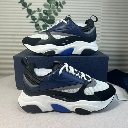 ディオール スニーカー