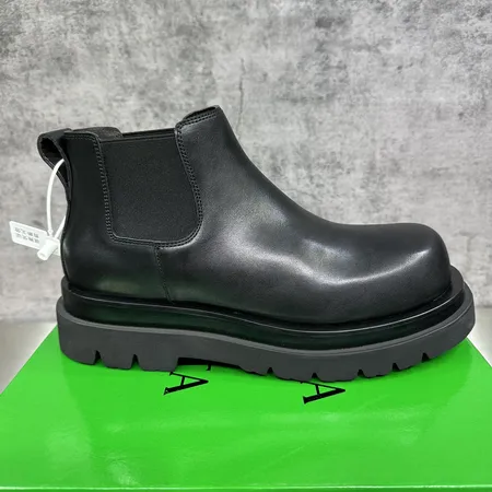 ボッテガ ヴェネタ ビジネスシューズ