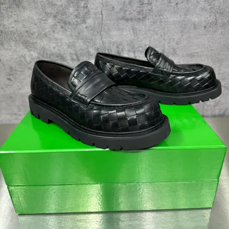 ボッテガ ヴェネタ ビジネスシューズ