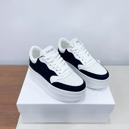 セリーヌ カジュアルシューズ