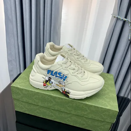 グッチ スニーカー