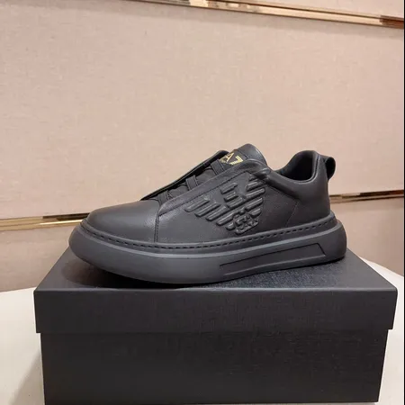 アルマーニ カジュアルシューズ