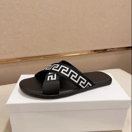 ヴェルサーチ スリッパ