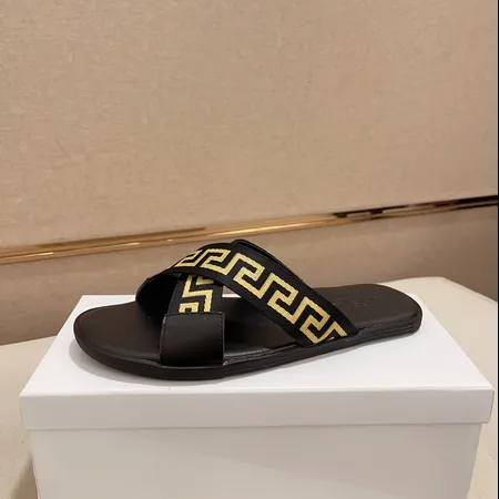 ヴェルサーチ スリッパ