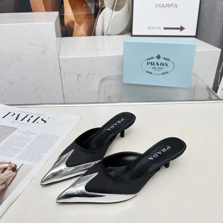 プラダ スリッパ