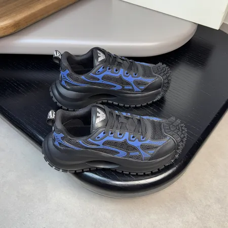 アルマーニ スニーカー