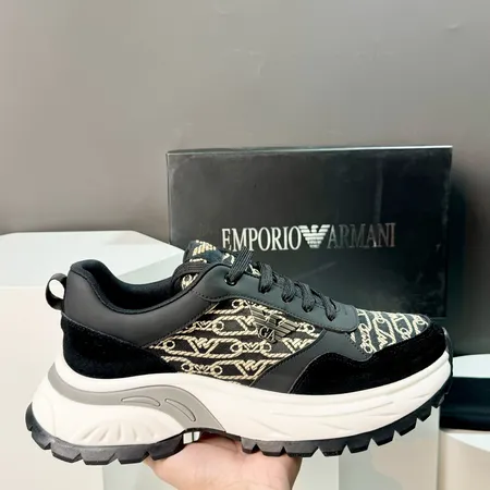 アルマーニ スニーカー
