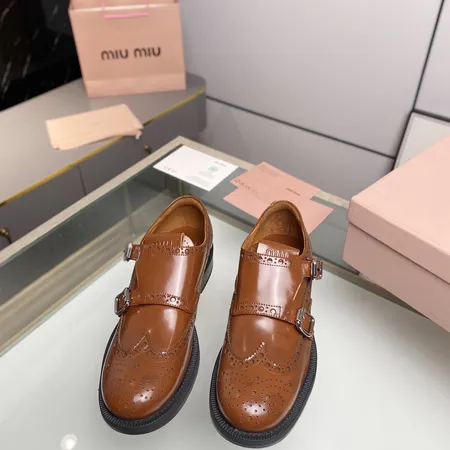 ミュウミュウ ビジネスシューズ