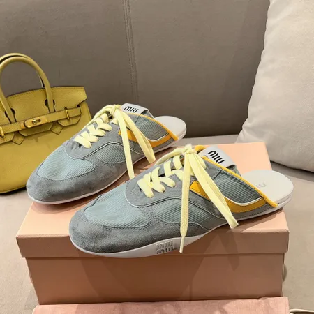 ミュウミュウ スリッパ