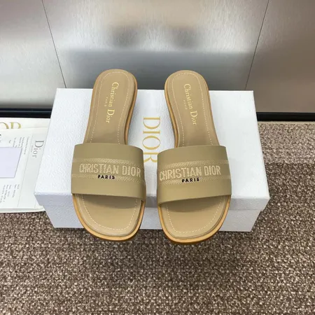 ディオール スリッパ