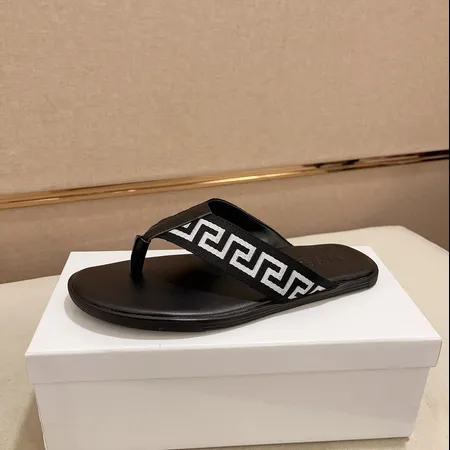 ヴェルサーチ スリッパ