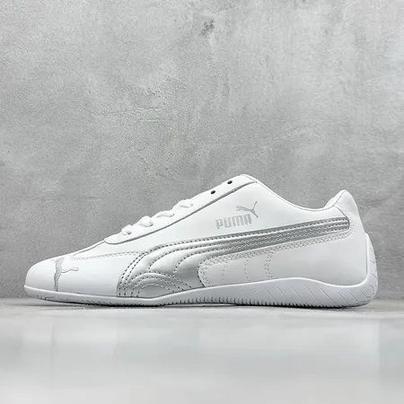 プーマ カジュアルシューズ